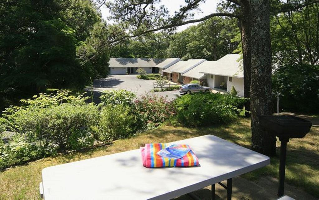 Skaket Beach Motel Orleans Eksteriør billede